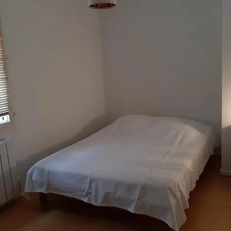 Appartement Quiet Duplex 89 M With Garden And Terrace *