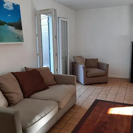 Daire Quiet Duplex 89 M With Garden And Terrace